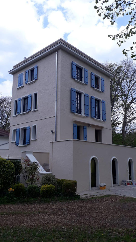 Contactez votre Entreprise familiale de rénovation et ravalement de façade depuis 70 ans