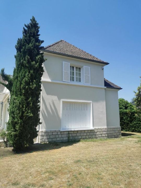 Réaliser des travaux de ravalement et rénovation de façade par votre entreprise de ravalement Monti