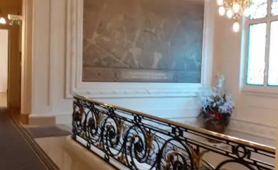 Escalier d'honneur hôtel de ville de Clichy image 3