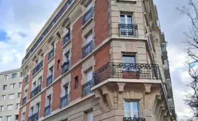 Ravalement de façade porte de Saint-Ouen image 2