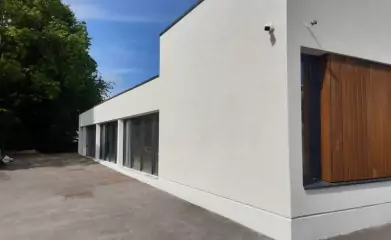 Ravalement façade APAJH ESAT Cergy image 3