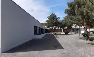 Ravalement façade APAJH ESAT Cergy image 6